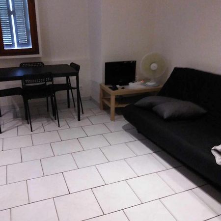 Soappartement La Seyne-sur-Mer Exterior foto
